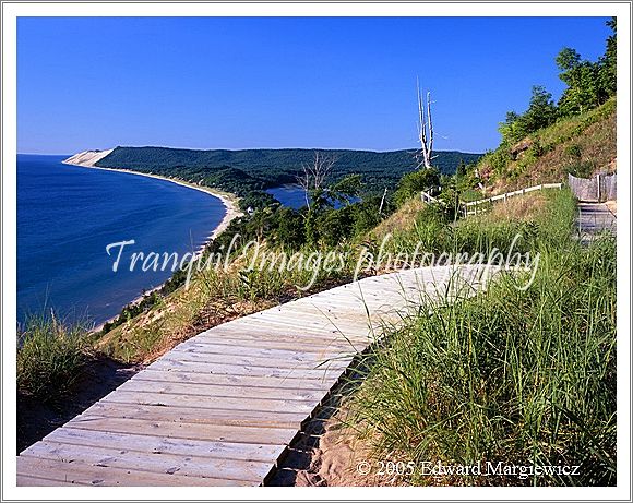 450271---Boardwalk along the dunes overlooking Lake Michigan 